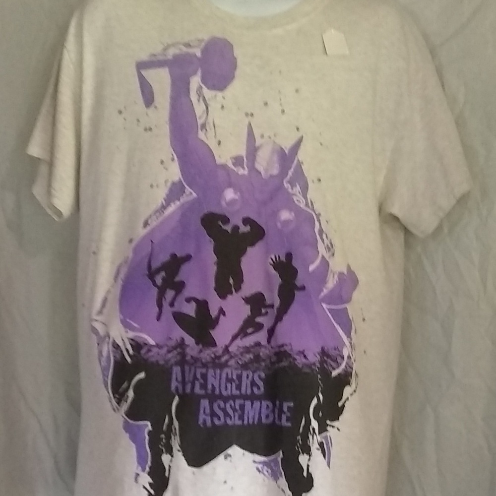 Avengers Assemble Graphic T-shirt New Without Tags